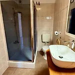 Lägenhet Viveniti Klenovica
