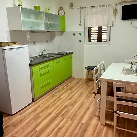 Viveniti * Klenovica